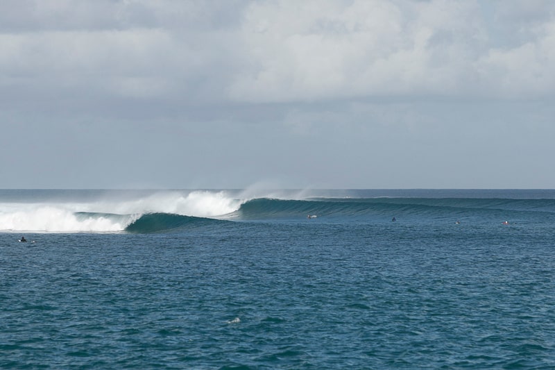 surfing indonesia
